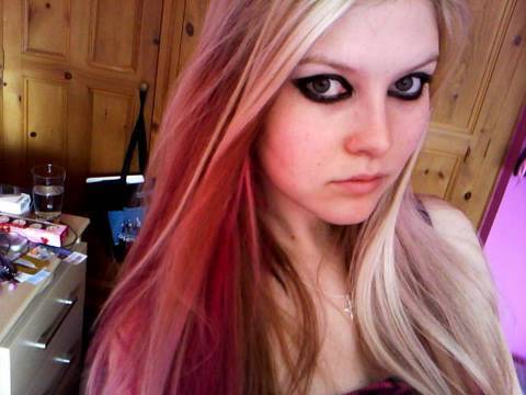 avril lavigne makeup. Avril Lavigne Make Up from the