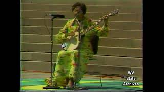 Aunt Jenny Wilson Banjo, Old Joe Clark, Vandalia 1977, Wvlc, Wswp Tv
