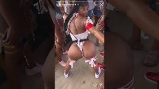 Jayda Wayda Twerking Festive Carnival