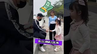 Bi Kıza Böyle Dokunulmaz