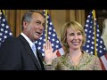 CBS Evening News with Scott Pelley - Giffords to resign from Congress