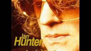 Watch Ian Hunter Skeletons video