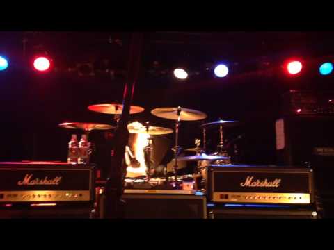 Stryper Makes Me Wanna Sing The Way Live In Seattle June 3...