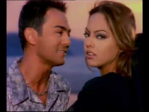 Serdar Ortaç - Mutsuzsun (1998) Serdar Ortaç - Mutsuzsun (1998) klip izle