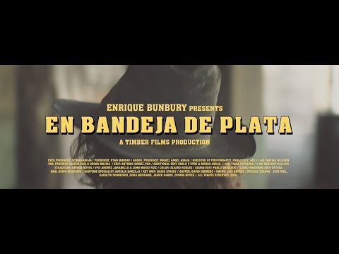 Enrique Bunbury - En bandeja de plata (Videoclip Oficial)