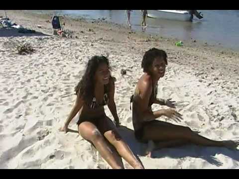 ninnete and erika have a fight erika wins lol