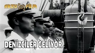 Denizciler Geliyor | Hülya Koçyiğit & Ekrem Bora - Siyah Beyaz Filmler