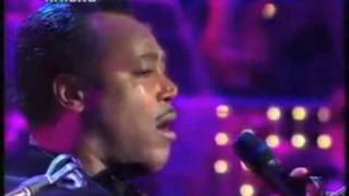 Watch George Benson The Long And Winding Road video