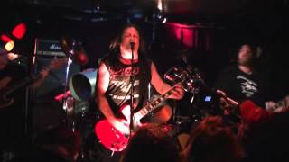 Watch Bitter End Tiny Minds video