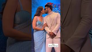 Alia Bhatt Kissing Ranveer Singh