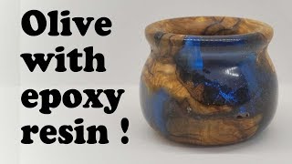 Epoxy resin with olive root bowl made on lathe ! Ξυλοτορνος- δουλεύοντας με εποξική ρητίνη