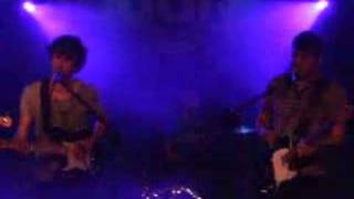 Watch Delorentos Neon video