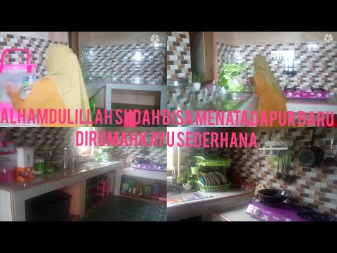 RUTINITAS DIMALAM HARI  DIDAPUR BARU DIRUMAH KAYU SEDERHANA