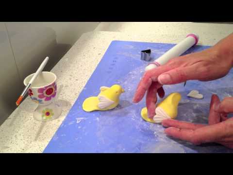How To Make Icing Figurines For Cakes How To Make Icing Figurines For Cakes