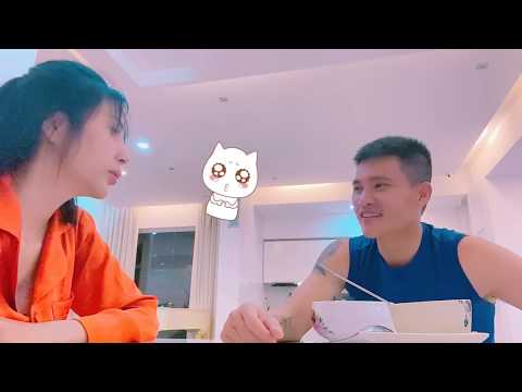 Thủy Tiên bị Công Vinh "nựng" vì chưng yến dính cọng chỉ (LIFE STYLE)