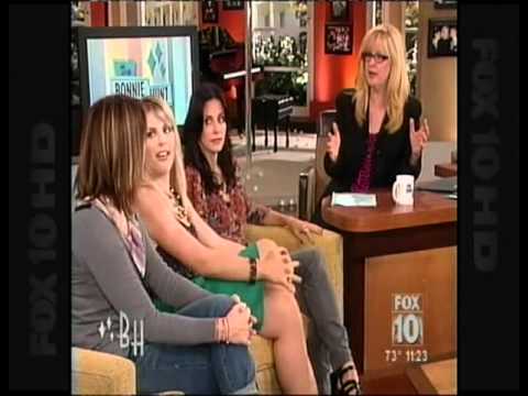 The Cougar Town ladies on The Bonnie Hunt Show
