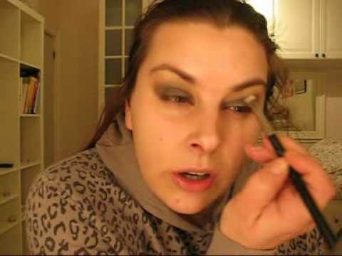 MILEY CYRUS " 7 things " make up inspired tutorial