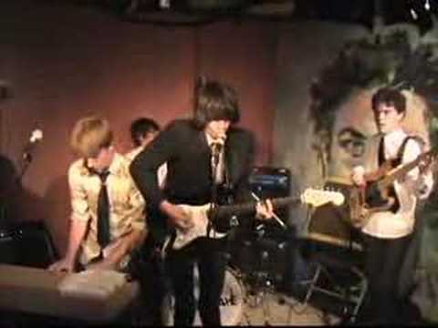 Everybody Knows Video