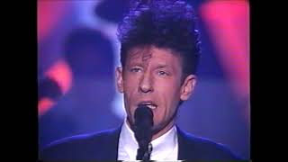 Watch Lyle Lovett Here I Am Live video