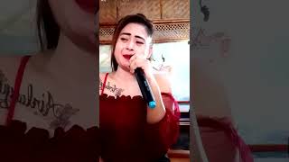 Miss Wulan Tatto