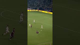 X8H9PzO9sHM Video Image