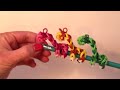 Rainbow Loom Band Giraffe Pencil Hugger Charm | Loomless | How to
