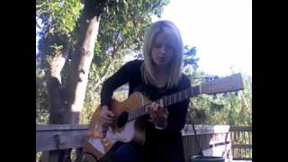 Orianthi Performing Drive Away (Acoustic)