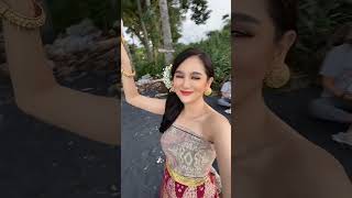 Hana Hanifah - Cantik Banget Subscribe Yuk