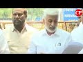 Vijay Sai Reddy Comments On TDP CM Ramesh At Delhi | Cinema Politics