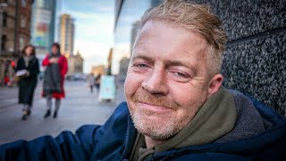 Homeless Man in Manchester Sleeping Rough After His Mother and Brother Died on the Same Day