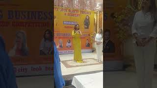 Bollywood Actress Tiwari Big Business Award