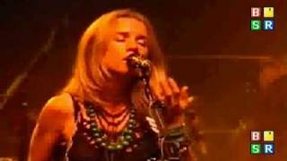 Watch Heather Nova Redbird video