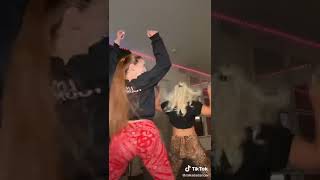 White Girls Can Twerk Too Karlyetaylor, Mikailadancer, Itssissysheridan Tiktok.