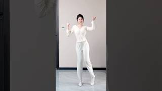 Dance Cover Beautiful Chinese Girl Perform The Latest Dance Trend