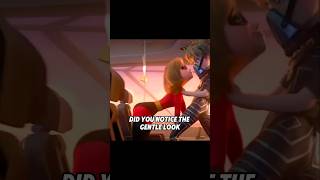Did You Notice Evelyns Fascination With Elastigirl?