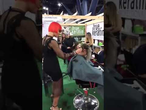 Corte de Cabello Extremo por Lisa Hernandez