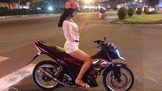 Thanh Niên Xe Tay Ga Gạ Chịch Gái Biker Và Nhận Cái Kết Đắng