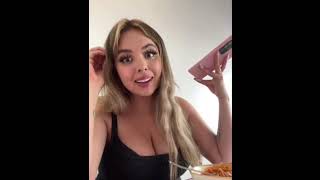 Downblouse Cleavage Show In Desi Breakfast Video
