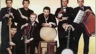 Video Dark streets of london The Pogues