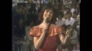 Watch Mary Roos Santo domingo video