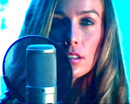 Beyonce - Halo (Lisa Lavie)