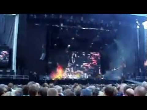 03: Depeche Mode - Hole to Feed (Multicam, Live at the TW Classic Festival in Werchter, 20-06-09)