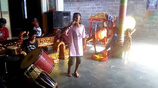 Download lagu Via Vallen Selow