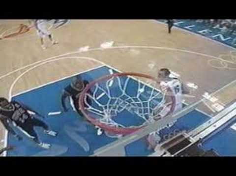 vince carter dunks on 7 footer. Vince Carter dunk over 7,2