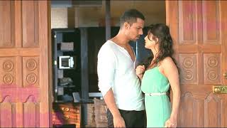 Sunny Leone Kiss In Jism 2..