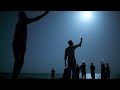 Moonlit African migrants image wins World Press Photo