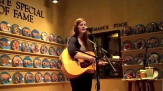 Watch Annie Crane Ill Be Right Here video