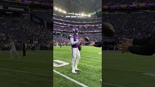 Carson Wentz Warming Up Before Bengals Game
