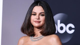 أصاب سيلينا جوميز.. ماذا تعرف عن مرض اضطراب ثنائي القطب؟