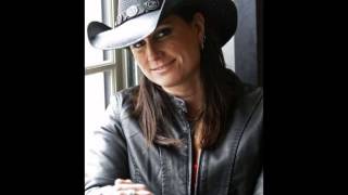 Watch Terri Clark Swinging Doors video